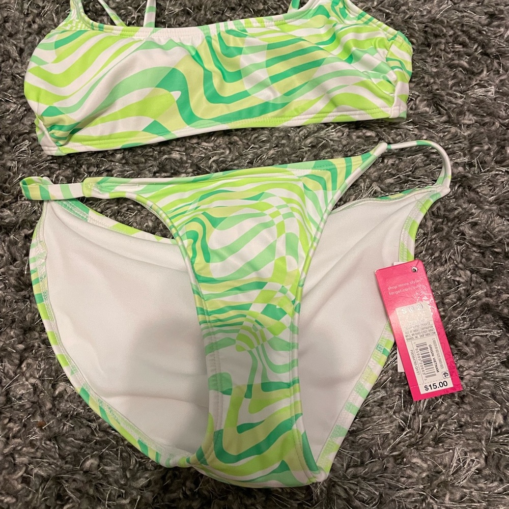 Bathing suit never worn